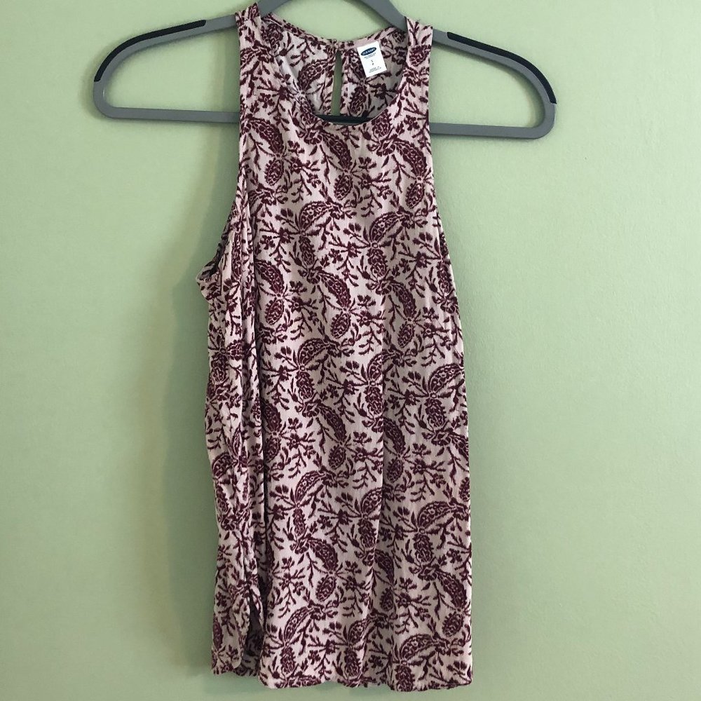 Old Navy Maroon Patterned Flowy Sleeveless Blouse